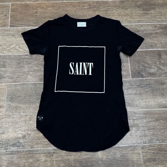 Saint Morta Scallop elongated T-Shirt Streetwear Culture Kings - Picture 1 of 4